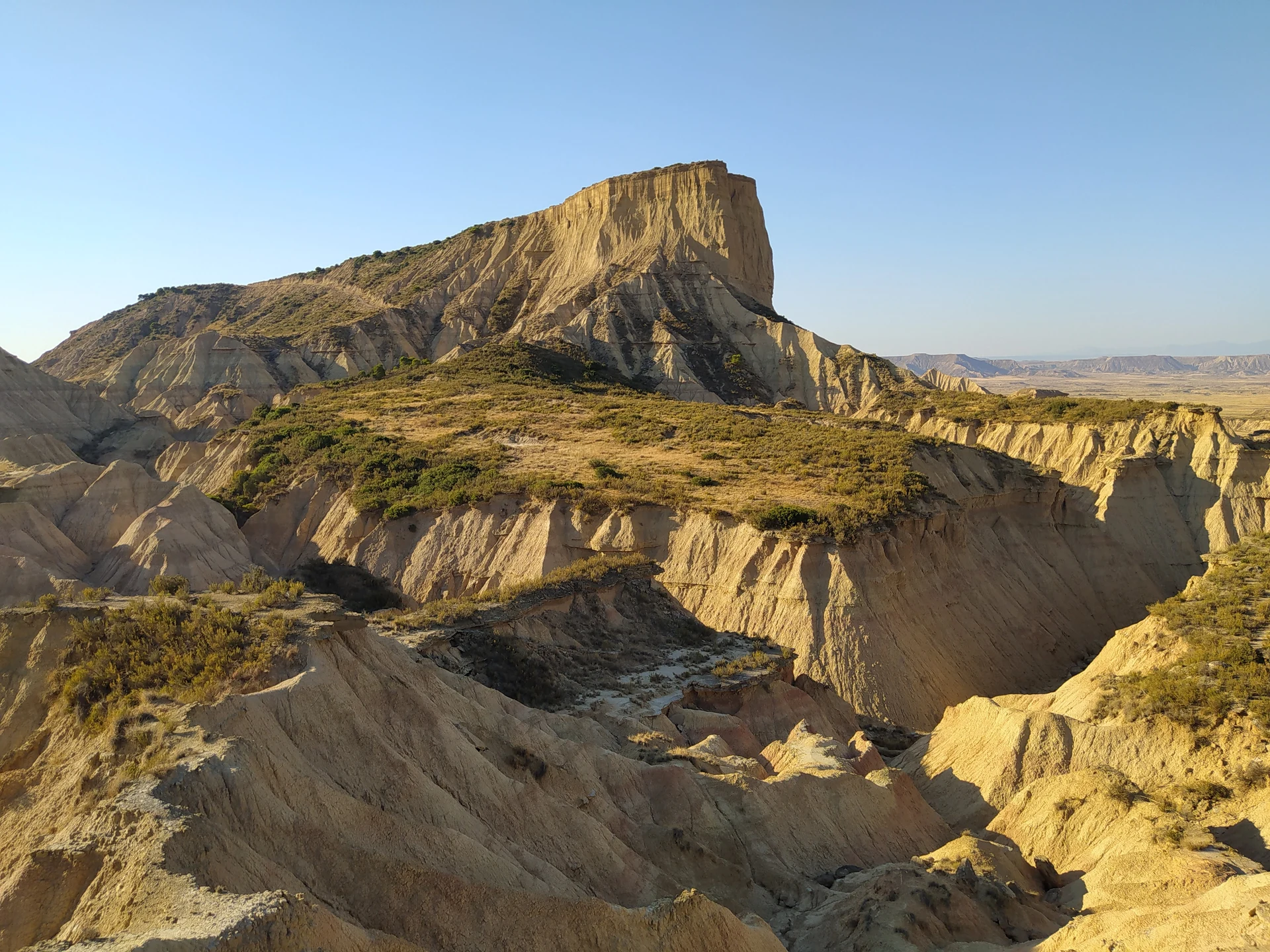 Panorámica de las Bardenas Reales con Castildetierra al fondo